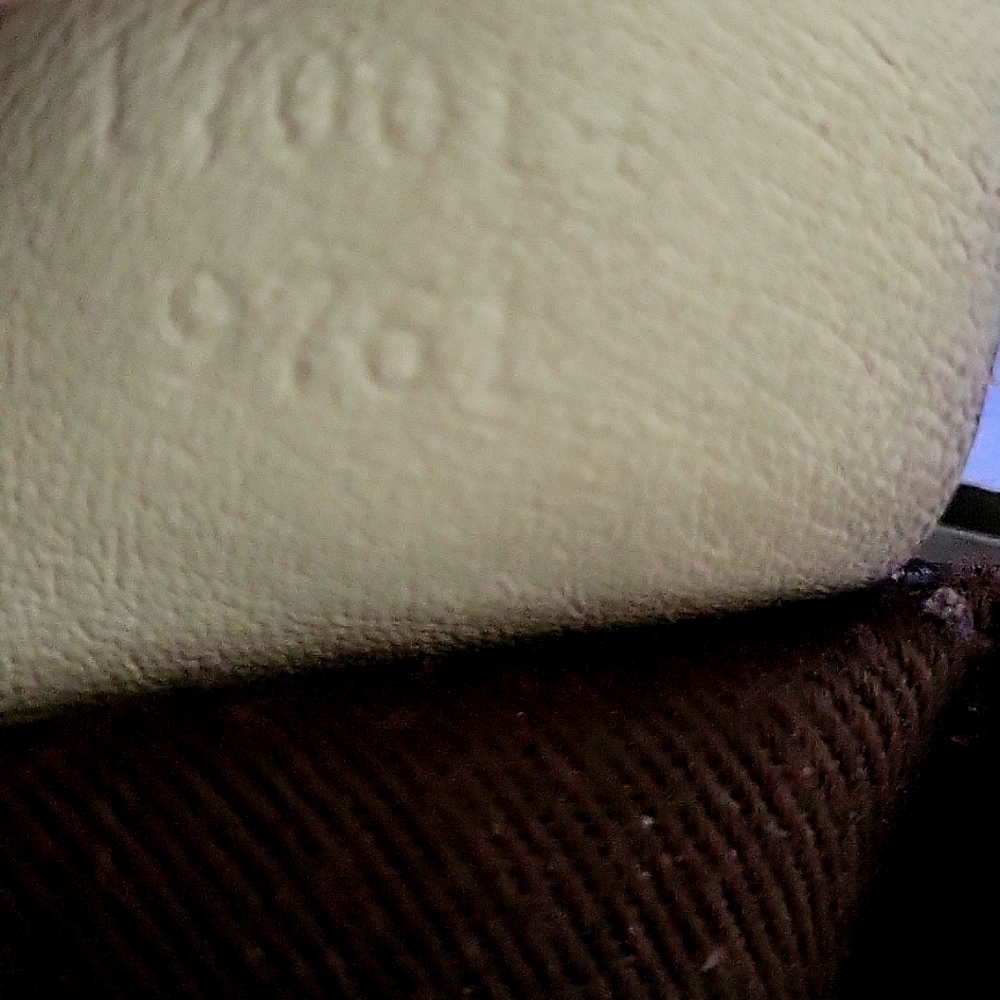 Gucci Bag - Picture 2 of 2